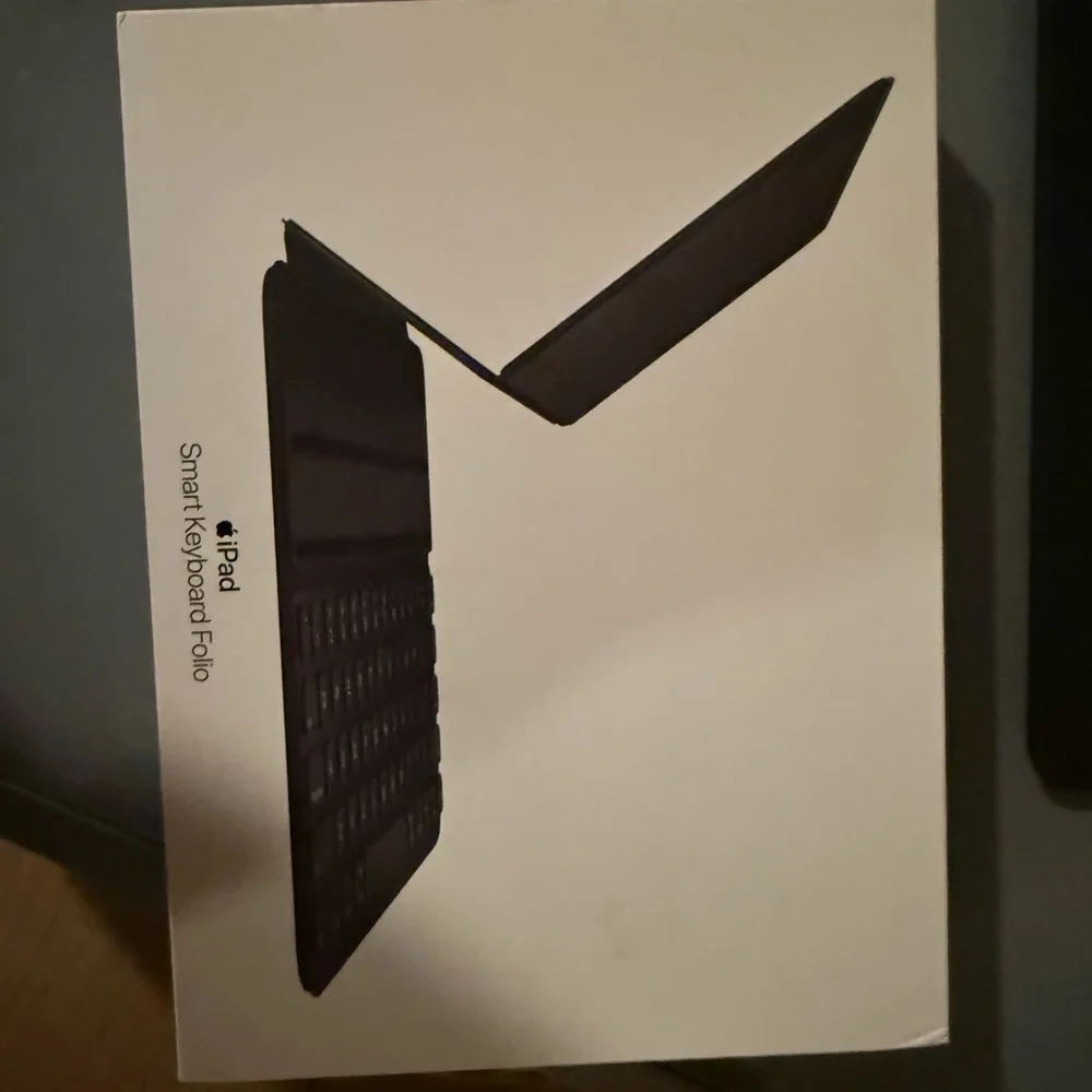 Apple Black Tablet Keyboard Folio